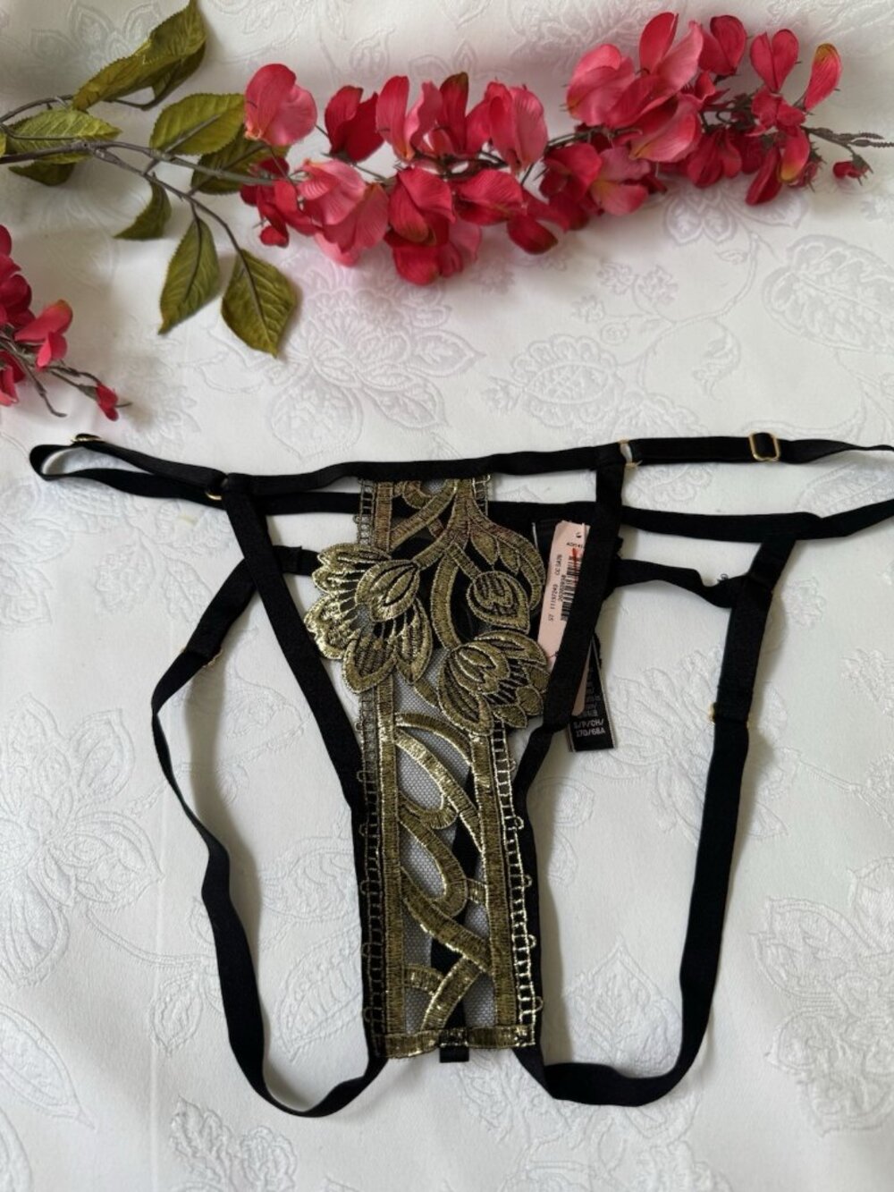 VICTORIA'S SECRET S BLACK GOLD LACE STRAPPY VERY SEXY STRING BIKINI PANTIES